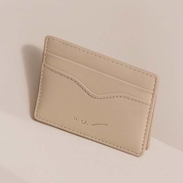 LEATHER CARD HOLDER